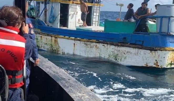 Guardacostas hallan en mar de Huarmey a embarcación desaparecida hace más de 20 días