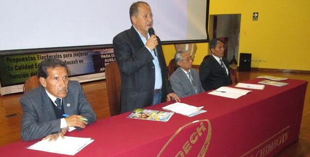   Candidato Arturo Torres Calderón se reunió con representantes del sector Educación