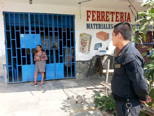 Chimbote: Delincuentes asaltan ferretería y disparan a hijo del propietario en pueblo joven La Victoria