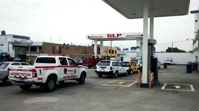 Chimbote: Asaltan grifo en “El Porvenir” y capturan a uno de los presuntos delincuentes