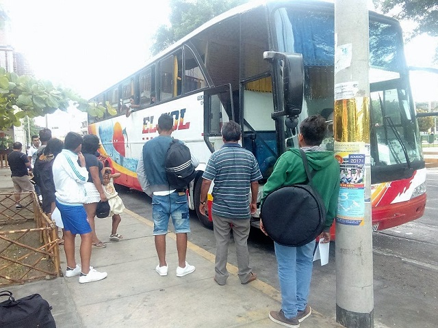 Delincuentes asaltan a 50 pasajeros que partieron de Chimbote a Lima, se llevaron más de 20 mil soles