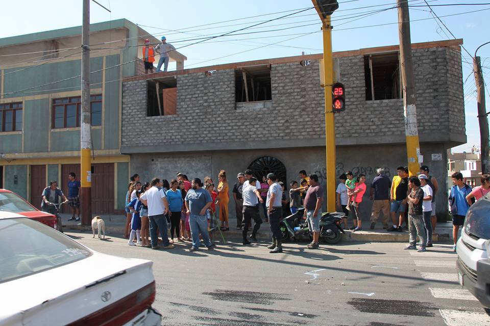 Chimbote: Delincuentes en la modalidad de marcas roban 15 mil soles a pescador y hieren a su esposa