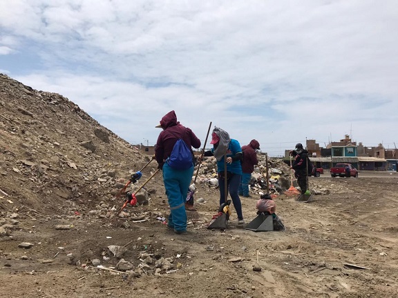Retiran 30 toneladas de basura y desmonte en campaña de limpieza en “Tres Estrellas”