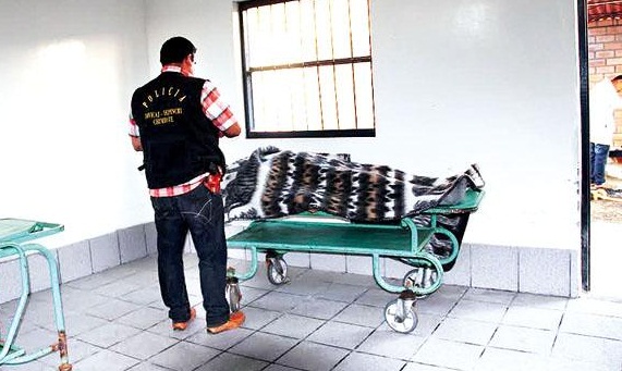 Presuntos  sicarios acribillan a sujetos en taller de mecánica