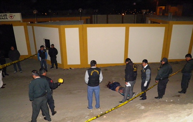 Taxista es cruelmente asesinado a espaldas del Cementerio Divino Maestro