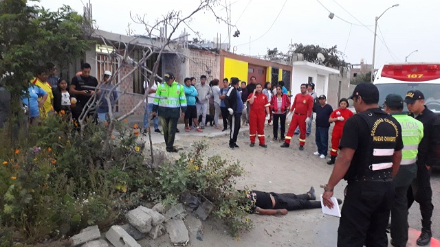 Sujeto fue asesinado de tres balazos por sicarios en aparente ajuste de cuentas en Nuevo Chimbote