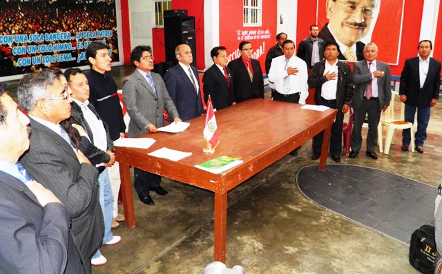 Chimbote: Líderes políticos y sociedad civil se unen contra la corrupción  