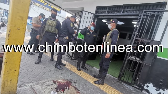 Asesinan a venezolano y hieren de gravedad a su primo que salió en su defensa en Chimbote