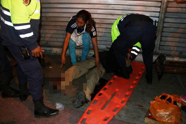 Chimbote: irresponsable chofer atropella a comerciante y se da a la fuga