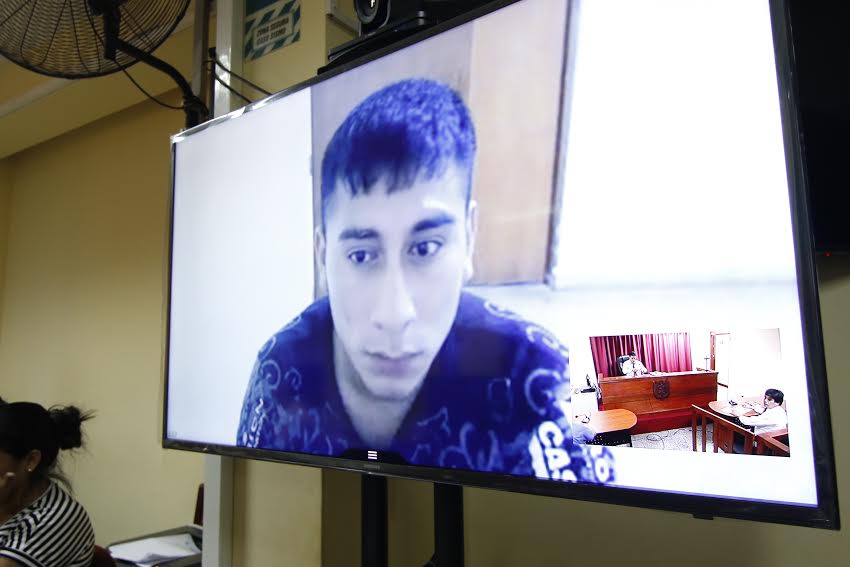 Chimbote: sentencian a seis años de prisión a sujeto encontrado con arma en discoteca