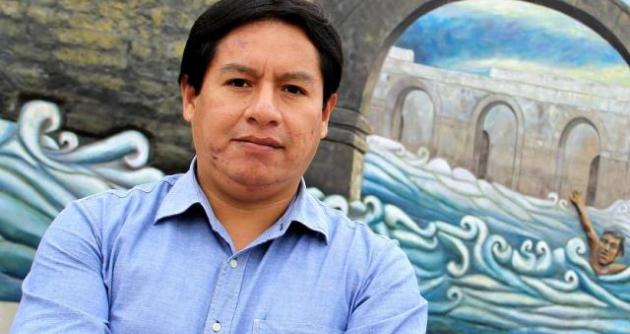 Poeta chimbotano lanza colección de poesía de "La resistencia"