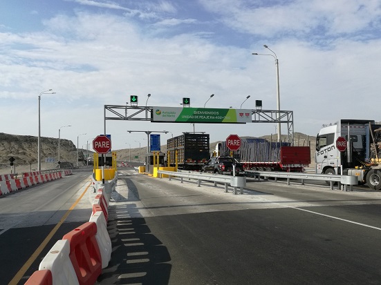 Capacitan a más de 200 conductores de carga en educación vial para reducir accidentes de tránsito