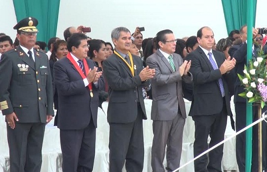 Alcalde participó en graduación de jóvenes egresados de la Escuela de Policía