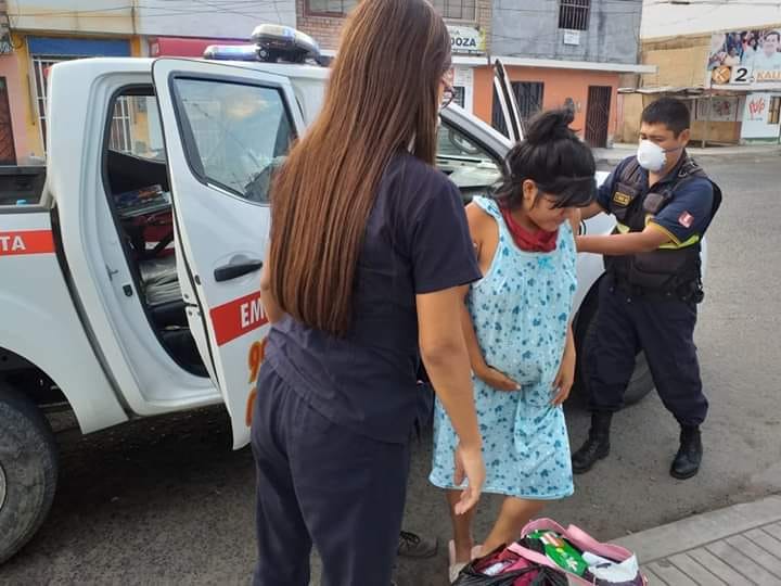Serenos de Chimbote auxilian a gestante que sufría de fuertes dolores abdominales