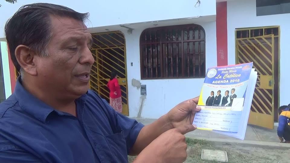  Auxiliar retira a un alumno por no colocar su fotografía en su libreta de control