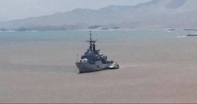 Naves de la Marina de Guerra llevan ayuda a Chimbote