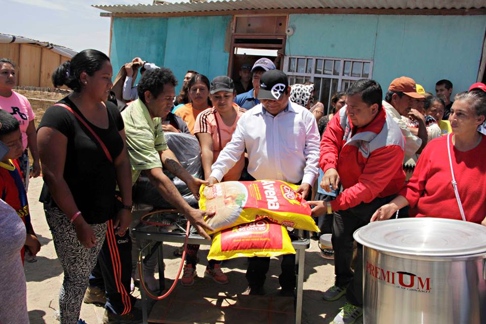 Nuevo Chimbote: unas 60 familias de “Ampliación Villa María” reciben ayuda 