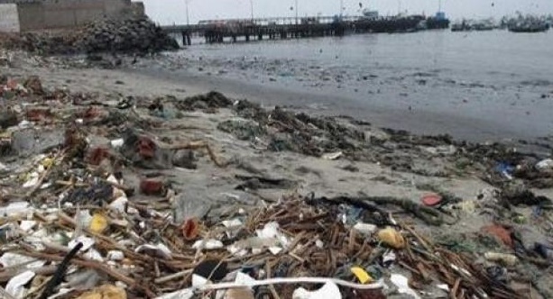  Piden 4 años de cárcel para dos exgerentes de Sedachimbote por permitir contaminación de Bahía El Ferrol