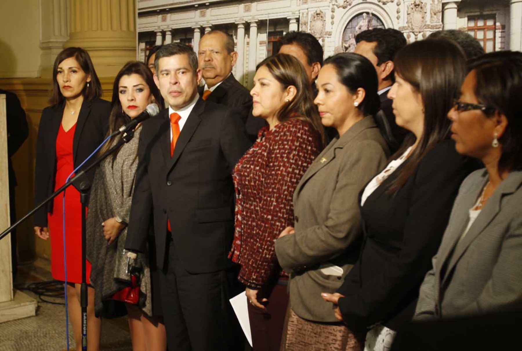 Salaverry ha infringido el Reglamento del Congreso, según Fuerza Popular