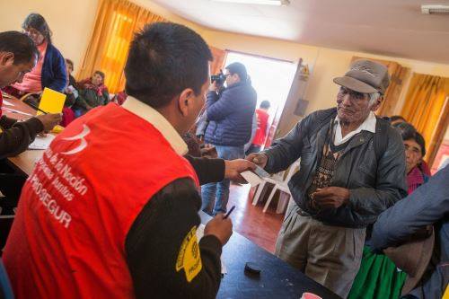 Banco de la Nación confirma que hoy se inicia pago a los usuarios de Pensión 65