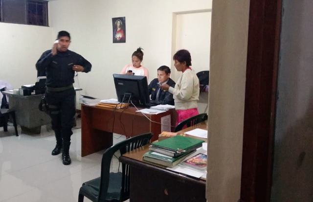 Chimbote: Intervienen a presuntas integrantes de "Las cucarachas" por arrebatar celular