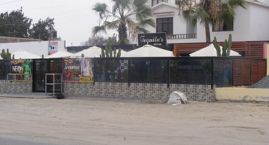 Denuncian que bar “Tequilas” sigue atendiendo pese a orden municipal de cierre