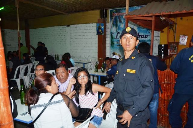  Nuevo CHimbote: Locales nocturnos son multados por incumplir normas y permitir ingreso de menores