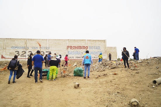 Realizan campaña de limpieza para sensibilizar a la población sobre conservación de la huaca San Pedro