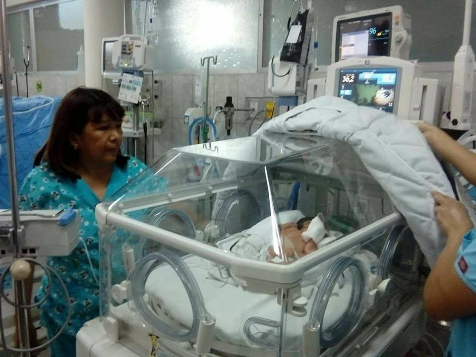 Chimbote: En “La Caleta” bebé prematuro se aferra a la vida, lleva siete días sin recibir alimento 