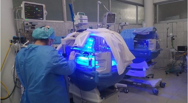 Recién nacida con 870 gramos sale de estado crítico y su estado es evolutivo en Chimbote