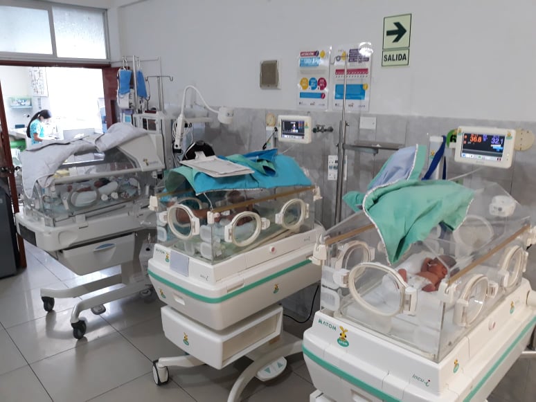Chimbote: bebés prematuros que nacieron en “La Caleta” necesitan ser referidos a Lima