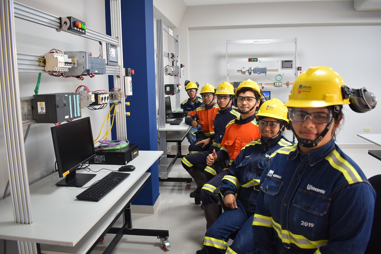 SiderPerú beneficiará a jóvenes chimbotanos con 50 becas integrales de formación profesional técnica