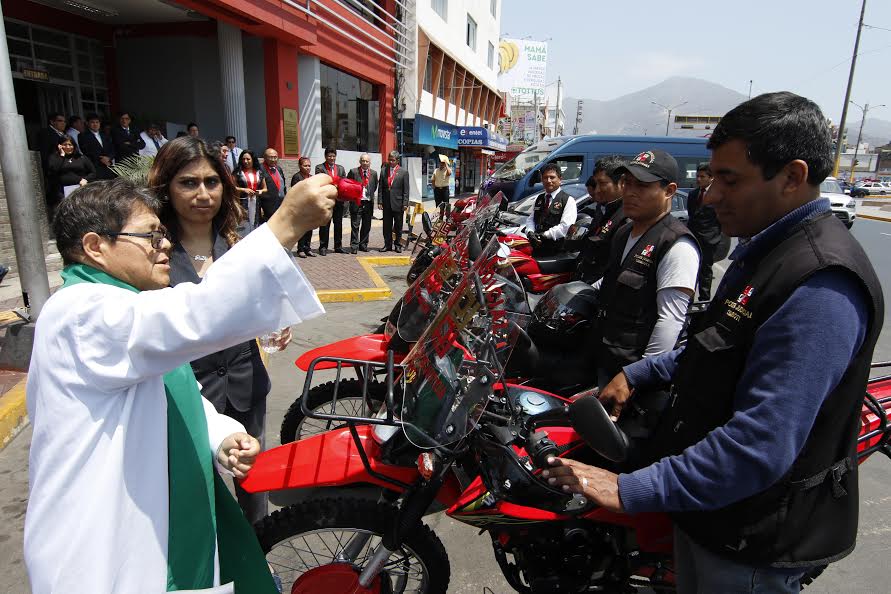 Se realizó bendición de nueve vehículos más de la Corte de Justicia del Santa