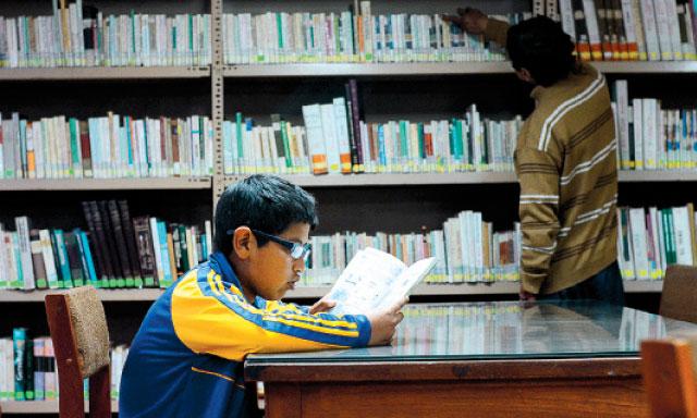 Entregarán más de 18 millones de libros para bibliotecas de colegios públicos del país