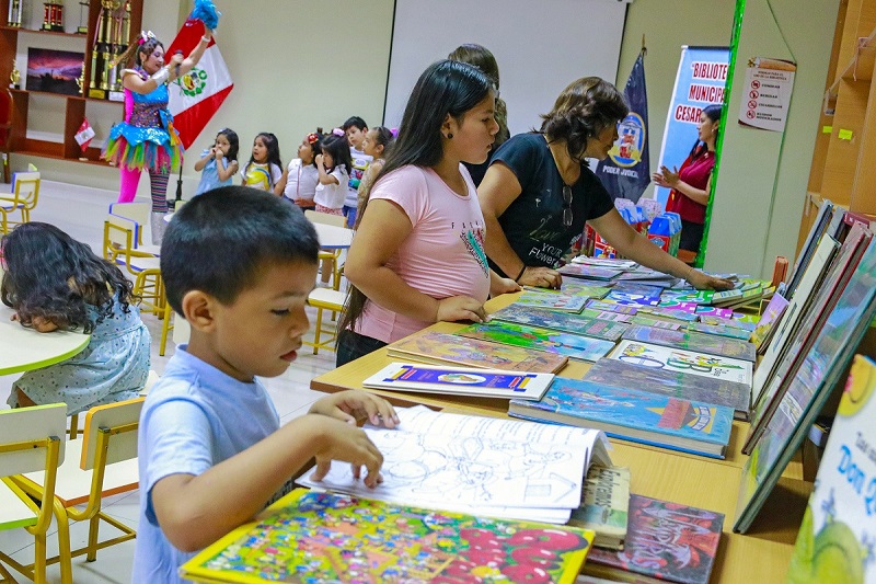 Chimbote: Biblioteca itinerante trajo diversión a los más pequeños de la familia judicial