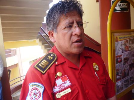 Jefe de Bomberos advierte que Chimbote es vulnerable en caso de sismo por edificaciones empíricas