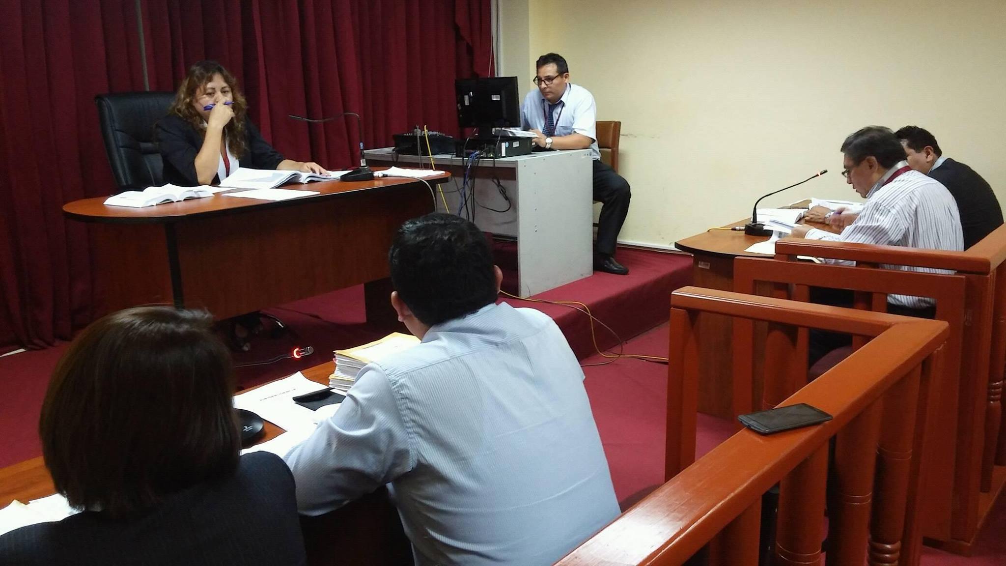 Chimbote: amplían a ocho meses más investigación a obra del colegio Bondy 