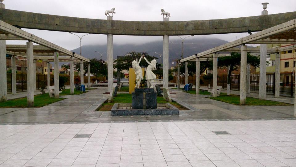 Alcalde espera informe para evaluar denuncia por robo sistemático en el boulevard de Chimbote