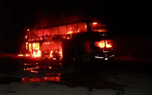 Huarmey: 40 pasajeros salvaron de morir al incendiarse bus que iba a Lima
