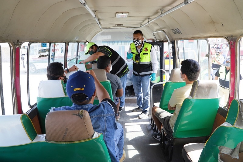 Según la MPS buses de transporte urbano cumplen protocolos sanitarios para evitar contagios de covid-19 