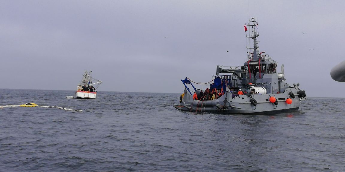 Chimbote: continúan labores de búsqueda de seis pescadores desaparecidos en el mar