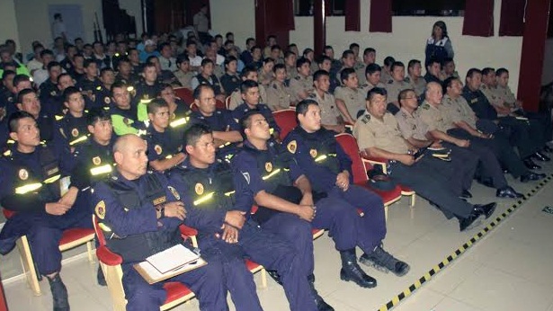  Chimbote: Serenos son capacitados en normas y estrategias de intervención
