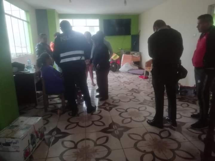 Hallan cadáver en puesto comercial del mercado “La Perla”