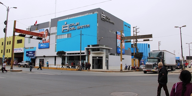   Mafias vinculadas al “Viejo Paco” recibieron créditos por S/. 5.5 millones de la Caja del Santa