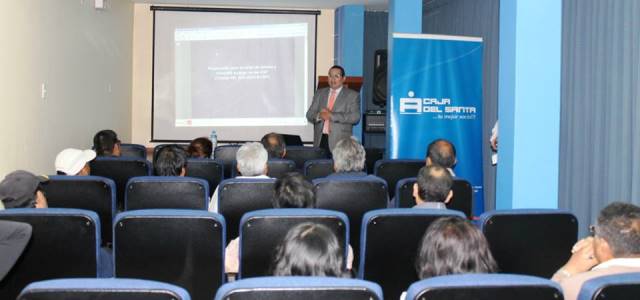 Trabajadores de Sedachimbote fueron capacitados por Caja del Santa