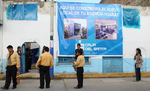 Huaraz: Caja del Santa inició construcción de su moderno local en zona céntrica