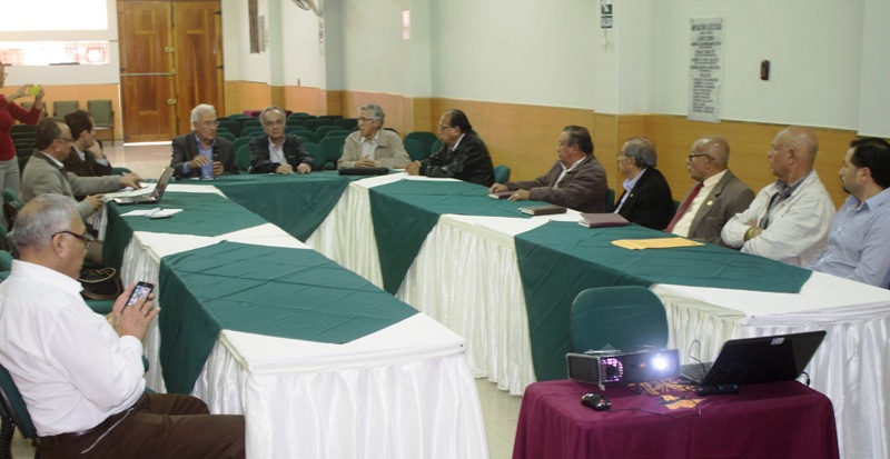 Gerente de Chinecas se reunió con directores de Cámara de Comercio del Santa