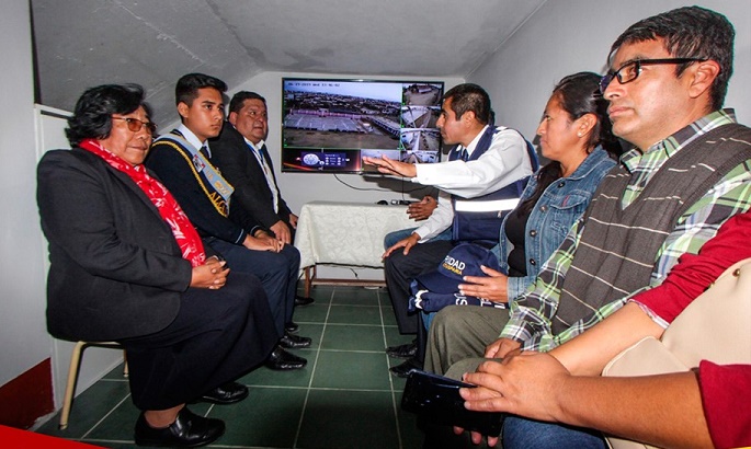 Alcalde Briceño participó en inauguración de sistema de  video vigilancia en colegio Pedro Pablo Atusparia