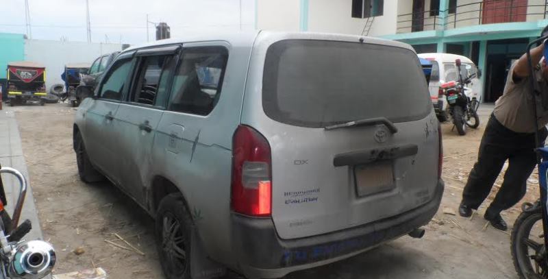 ¡De Ripley: Policía judicial ebrio traslada a requisitoriado a Barranca!