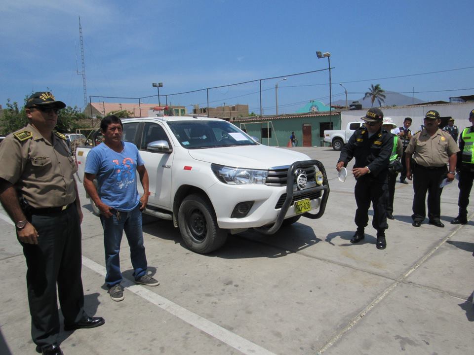 Policía de Chimbote recupera camioneta robada en Tangay Medio 